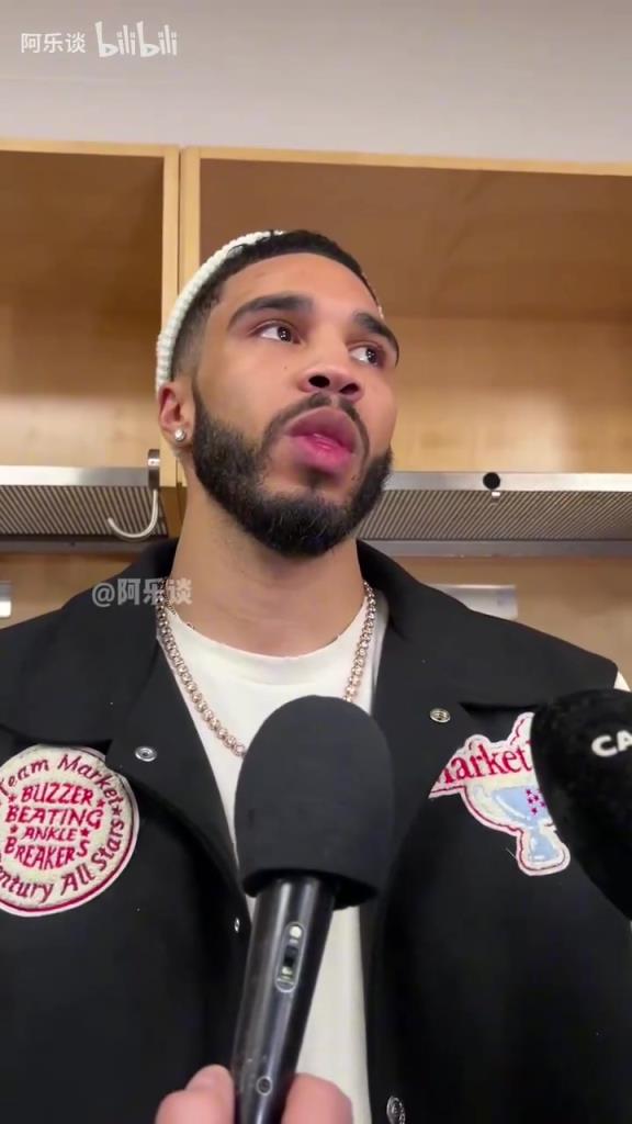 是否很想衛(wèi)冕？塔圖姆：并不是說(shuō)要衛(wèi)冕，季后賽是每年最棒的時(shí)刻