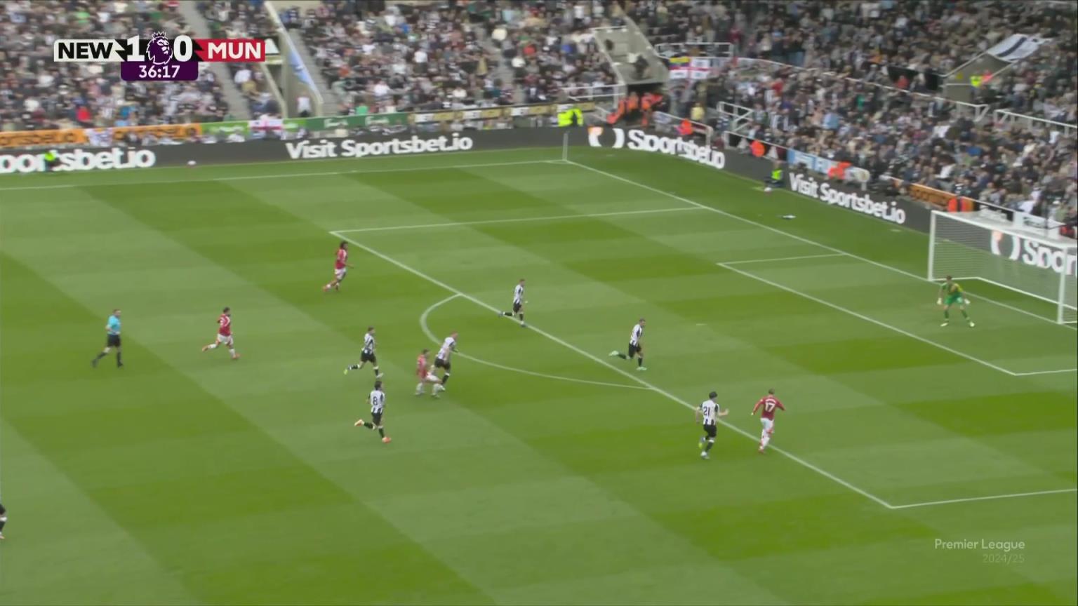 達洛特直塞助攻加納喬推射破門扳平，詹?。河悬c羅馬里奧的風味